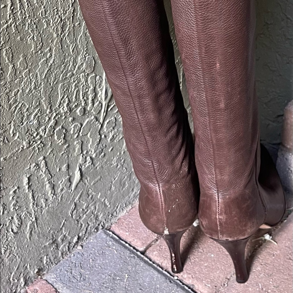 Vince Camuto brown leather tall boots - Picture 5 of 10